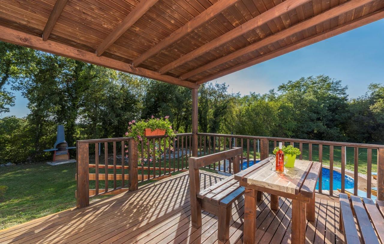 Holiday Park Village Jelovci Kringa Eksteriør bilde