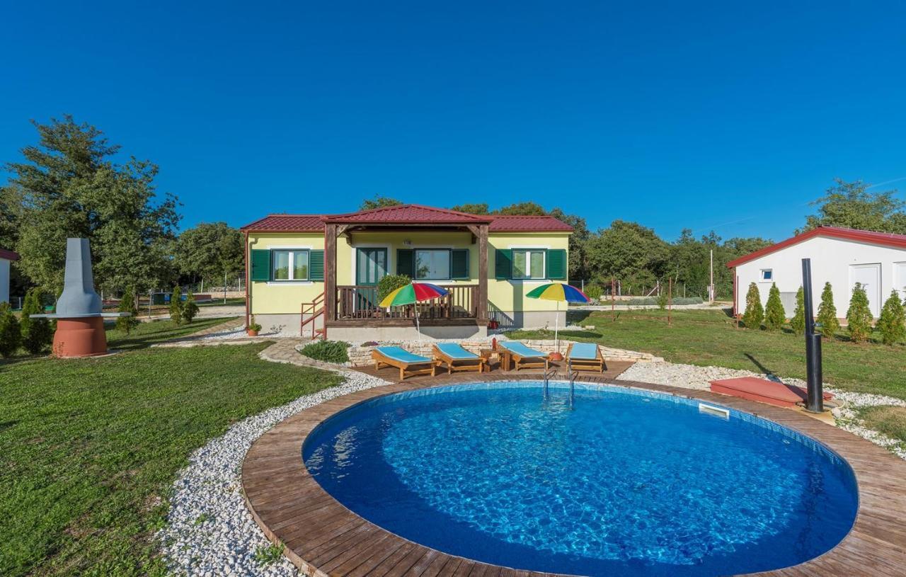 Holiday Park Village Jelovci Kringa Eksteriør bilde