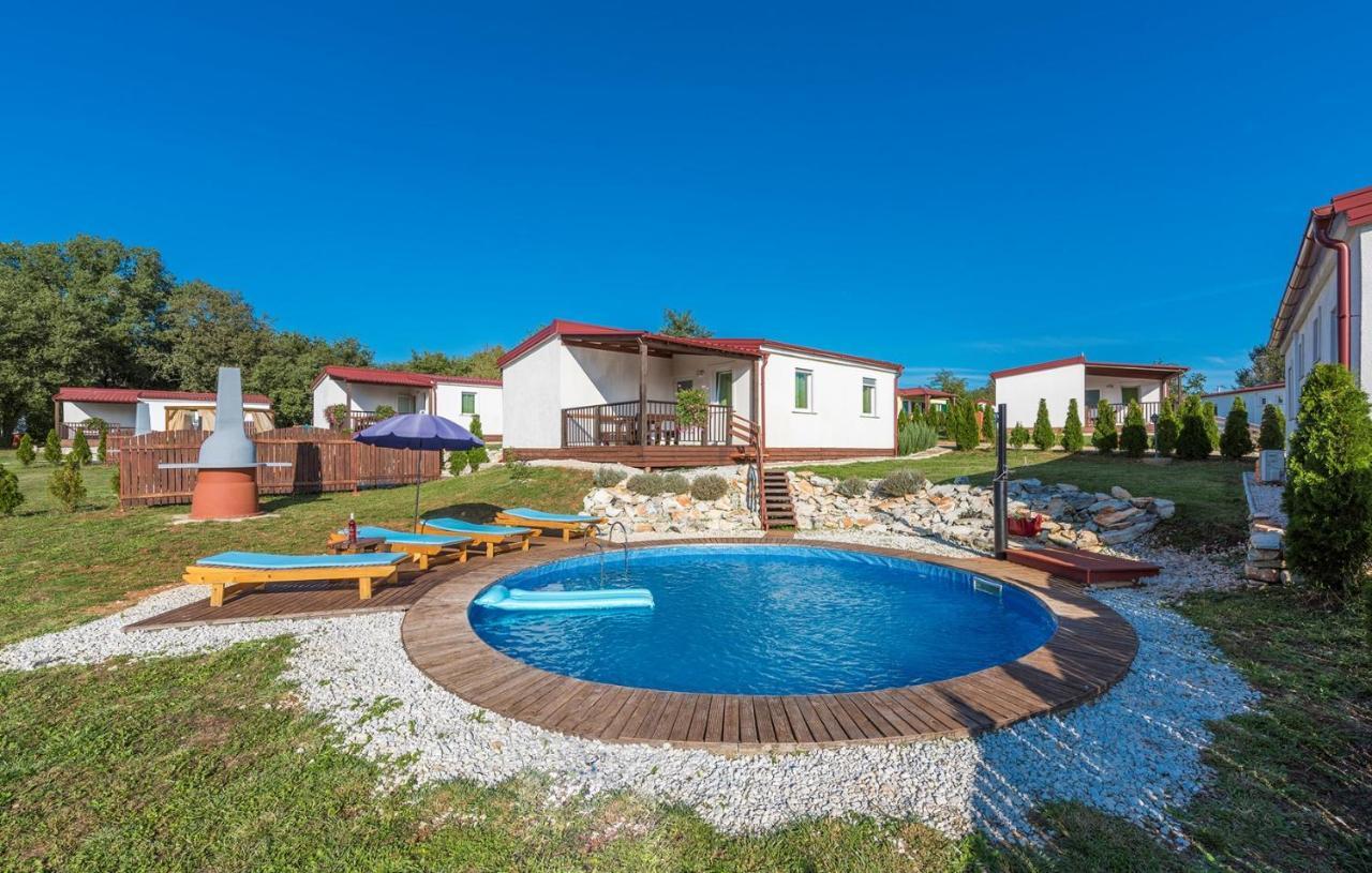 Holiday Park Village Jelovci Kringa Eksteriør bilde