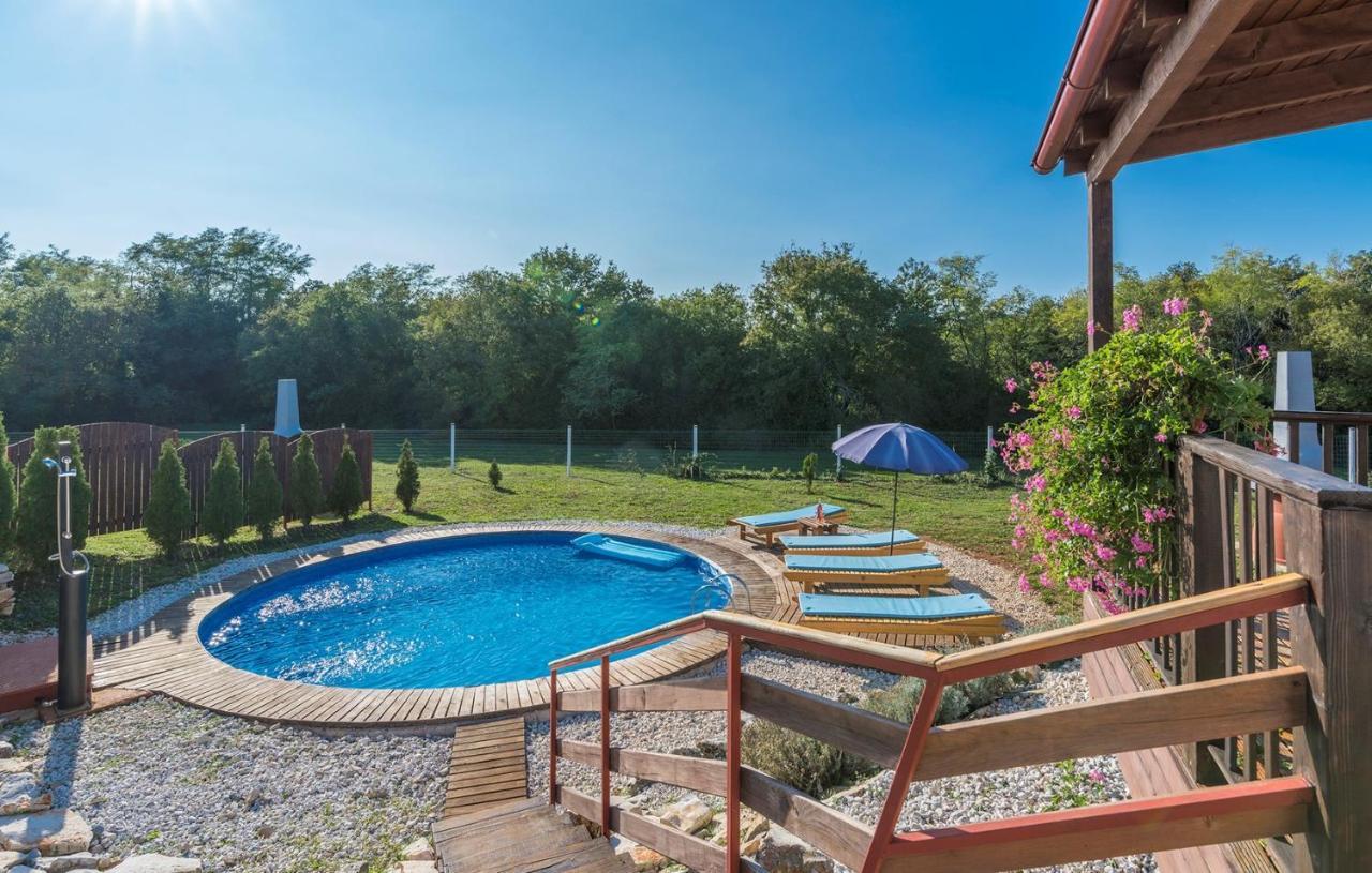 Holiday Park Village Jelovci Kringa Eksteriør bilde