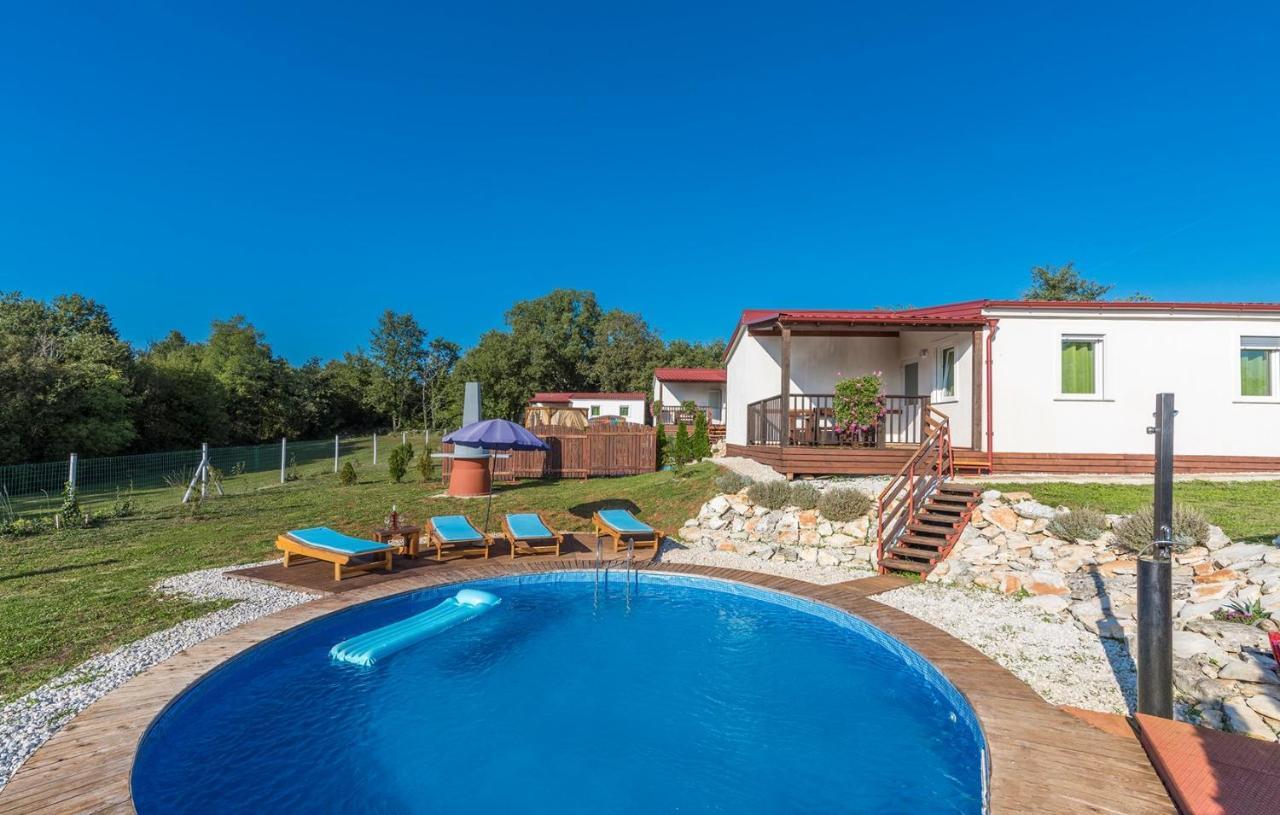 Holiday Park Village Jelovci Kringa Eksteriør bilde
