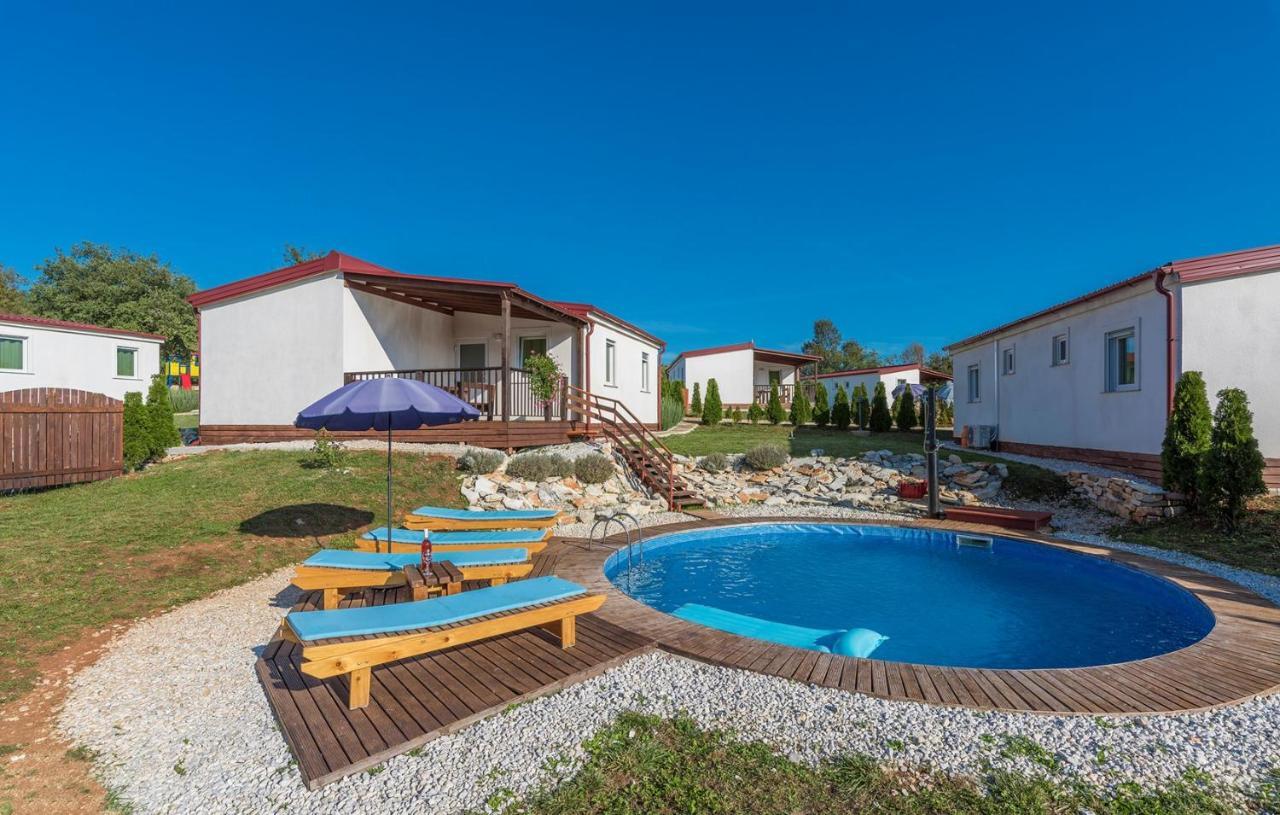 Holiday Park Village Jelovci Kringa Eksteriør bilde