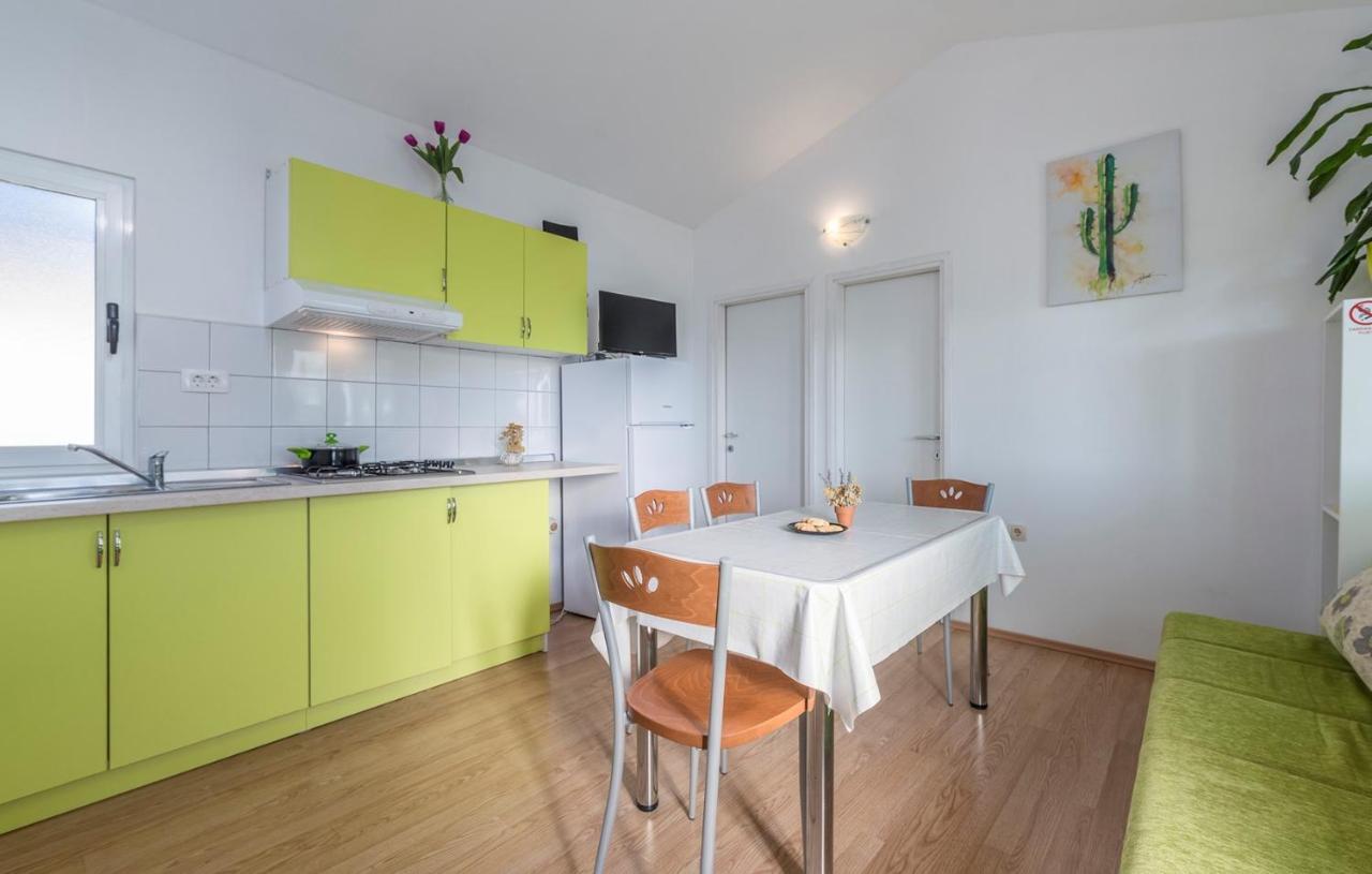 Holiday Park Village Jelovci Kringa Eksteriør bilde